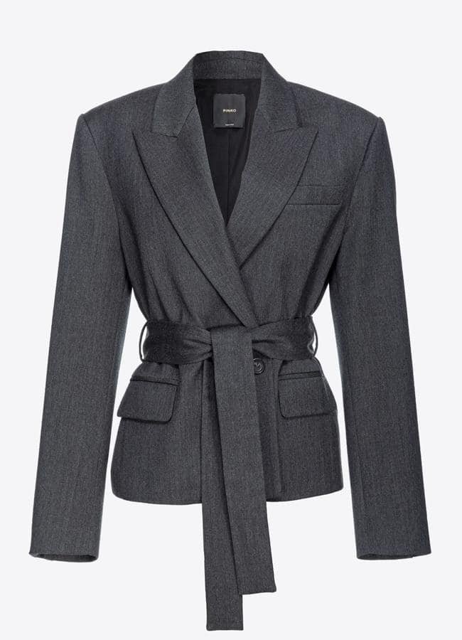 Blazer gris de Pinko, 233 euros.