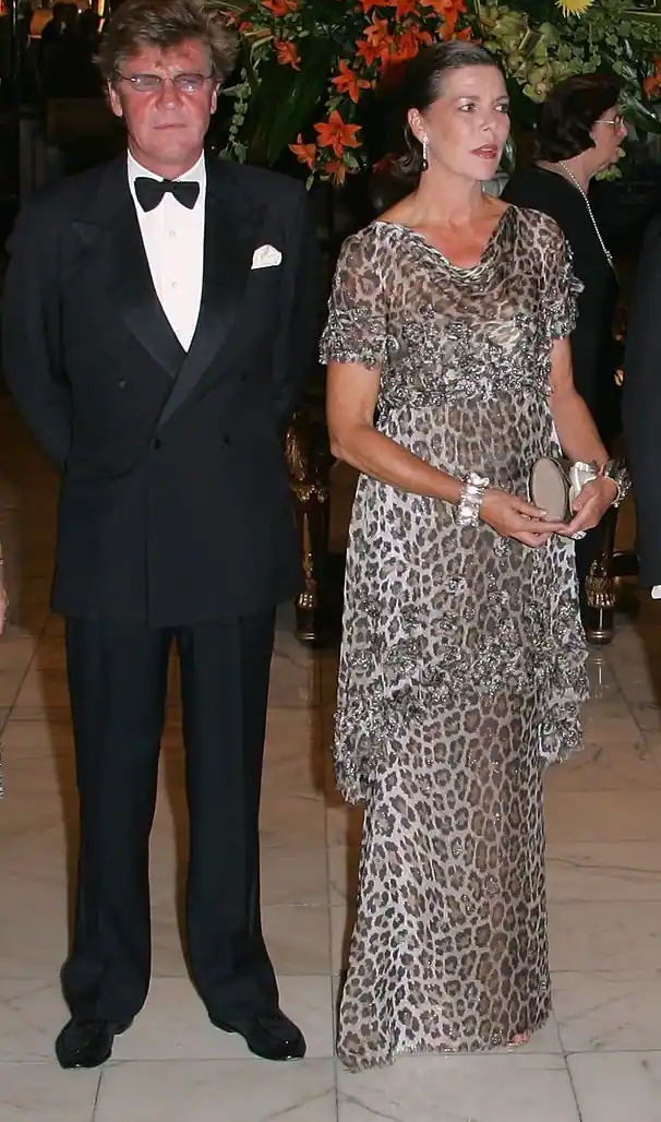 Carolina de Mónaco con un vestido de leopardo de Chanel en 2007/ GETTY