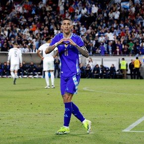 El corazón de Di María: un gesto que lo hace crack dentro y fuera de la cancha