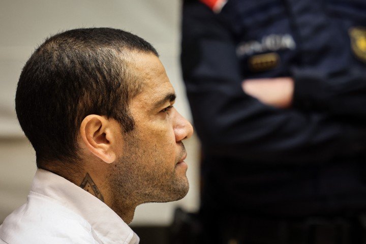 Dani Alves ante la Justicia. (AFP)