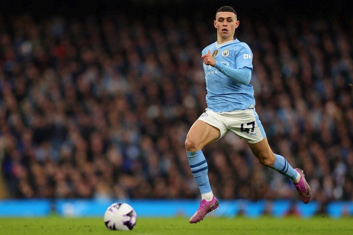 Phil Foden fue elogiado por Pep Guardiola