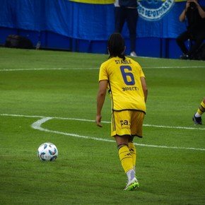 Hizo historia en el fútbol femenino: metió un gol olímpico en dos partidos seguidos