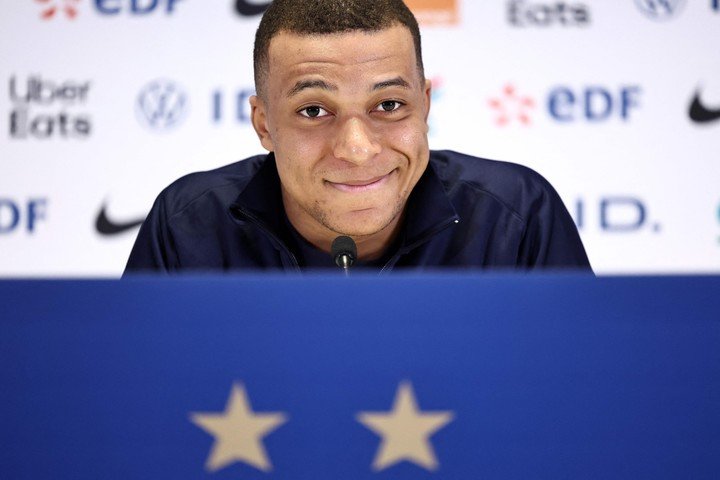 Kylian Mbappé en conferencia de prensa (AFP).