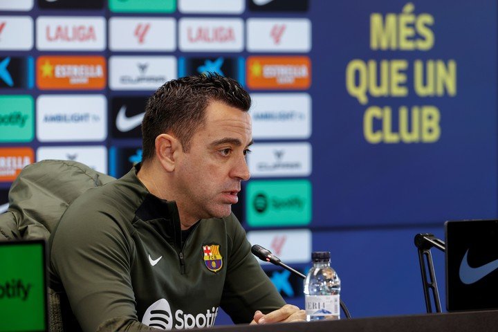 Xavi demandó a dos periodistas. (EFE/ Toni Albir)