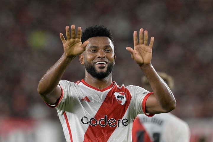 Borja en uno de sus 11 festejos en 2024. (Photo by JUAN MABROMATA / AFP)