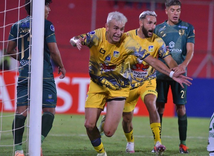 Delfín no atraviesa un gran momento futbolístico.
