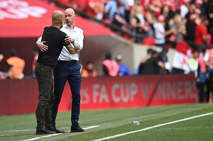 Guardiola y Ten Hag.