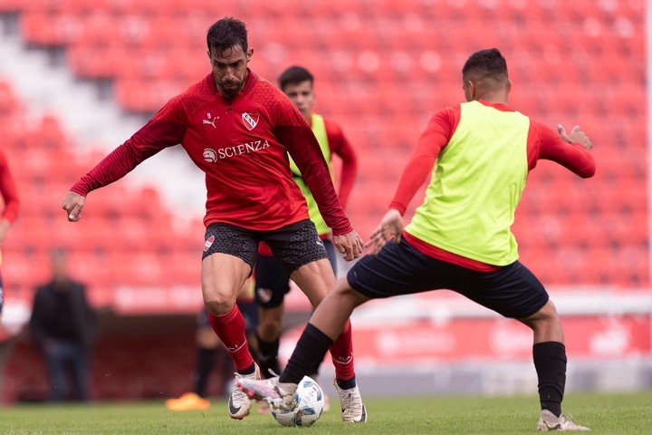 Gabriel Ávalos, en el partido ante la Reserva. (Foto: Prensa Independiente)