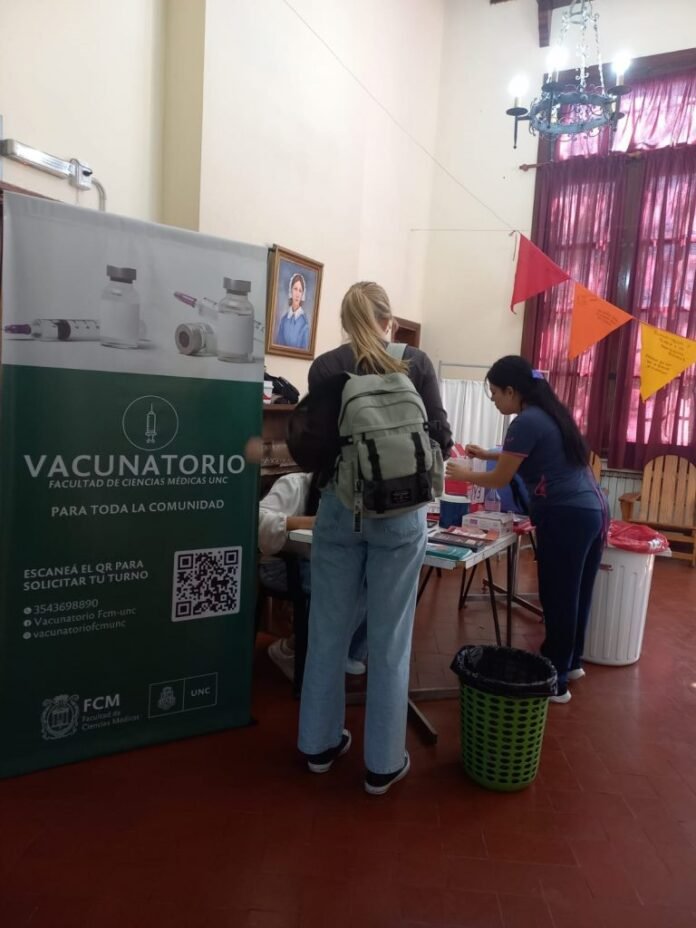 Jornada «Yo Elijo Vacunarme» Escuela de Enfermería