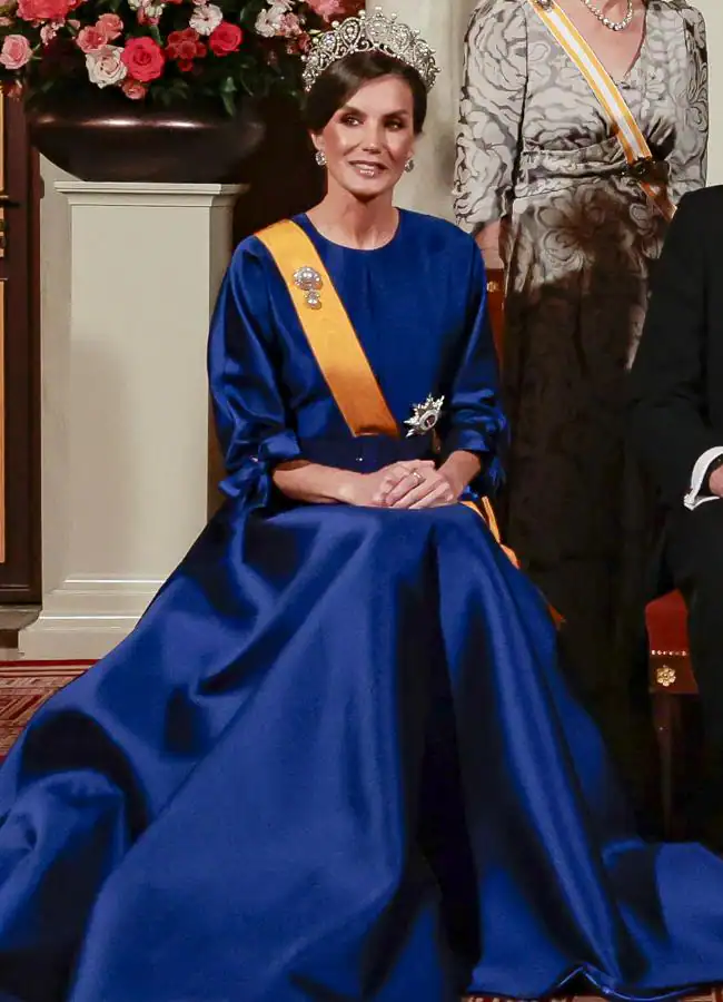 La reina Letizia con un vestido de The 2nd Skin. / GTRES