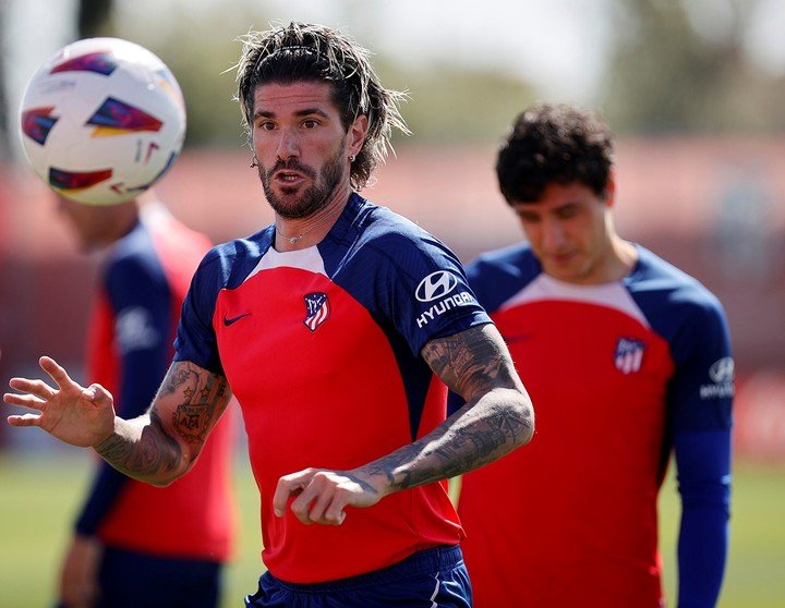 Rodrigo De Paul en el entrenamiento del Atleti. (EFE)