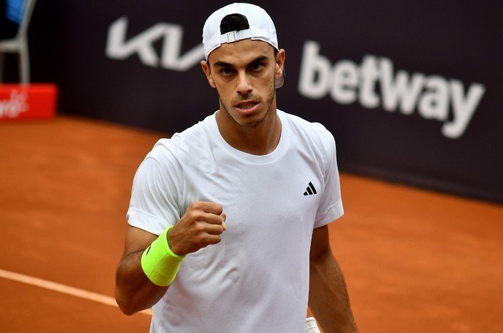 Francisco Cerúndolo le ganó a Altmaier y va contra Khachanov.