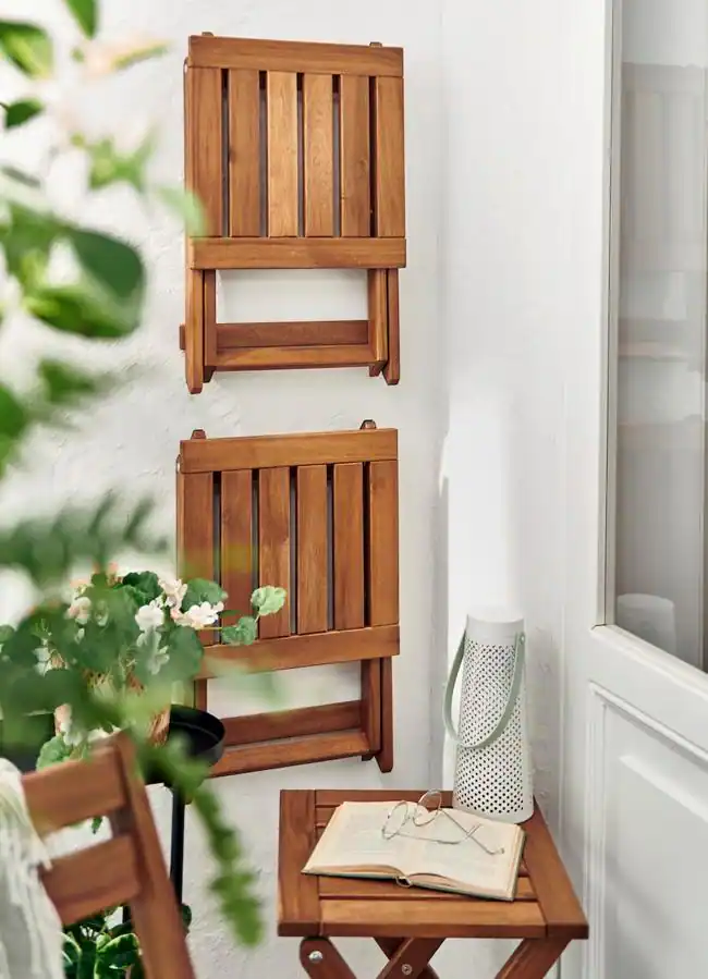 Utiliza los elementos verticales y decora con plantas. Foto: IKEA
