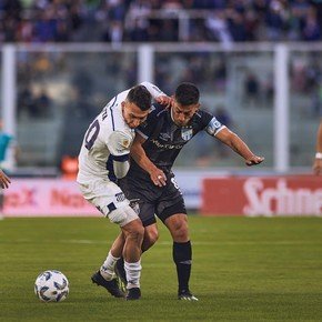 Talleres le ganó al Decano y continúa en la punta