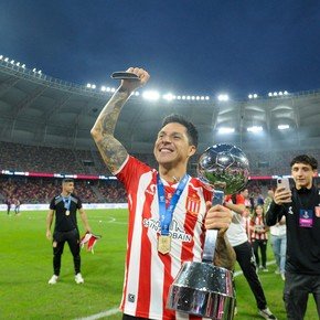 La gran revancha de Enzo Pérez: campeón con Estudiantes tras su salida de River
