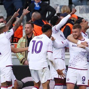 Con gol de Beltrán, la Fiorentina de los argentinos se metió en la final de la Conference League