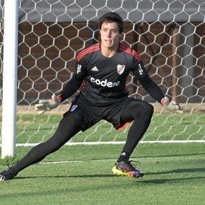Video: River empató en Reserva porque su arquero atajó un penal