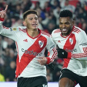 Goleada de River a Belgrano en el Monumental y números que le cierran