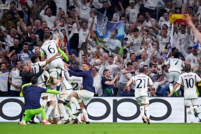 Videos: el error de Neuer y los dos goles del Madrid finalista en 163 segundos