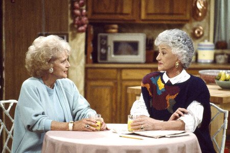 Betty White And Bea Arthur Conflict 021224 1 622ceb0bd3254d30b7cc2ffc2509348f