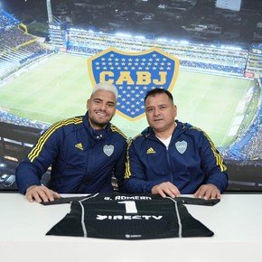 Con nuevo look, Chiquito Romero firmó con Boca hasta el 2025 