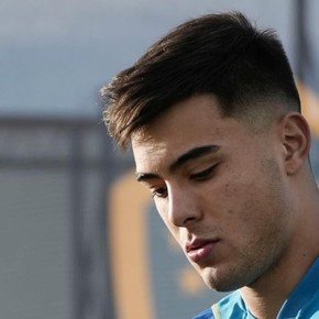 El único detalle que falta para que Aaron Anselmino se vaya al Chelsea