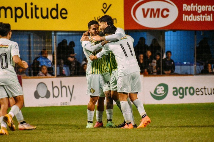 El Tiburón logró un buen triunfo en su visita a Rafaela. (Foto: Prensa Aldosivi)