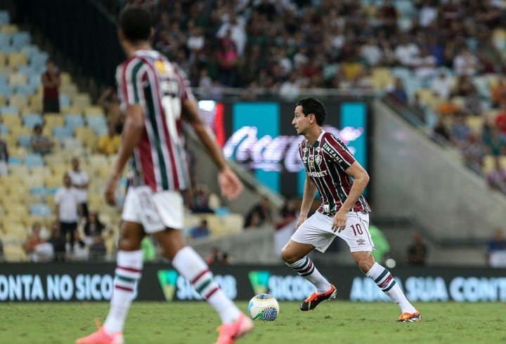 Ganso contra Vitoria.