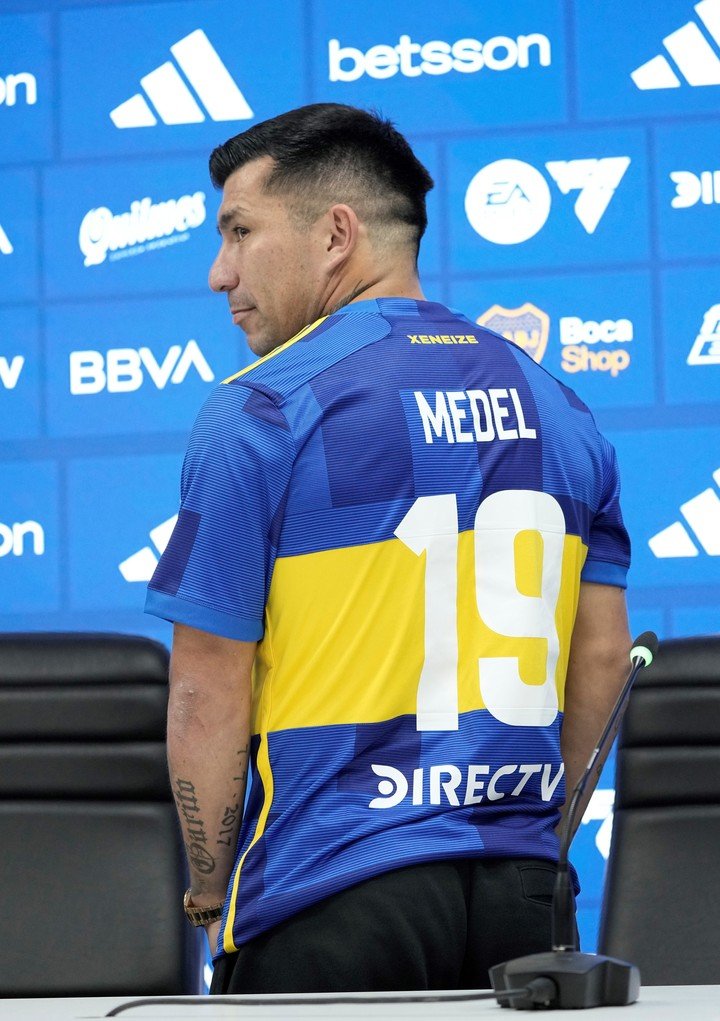 El chileno usará la 19. (Prensa Boca)