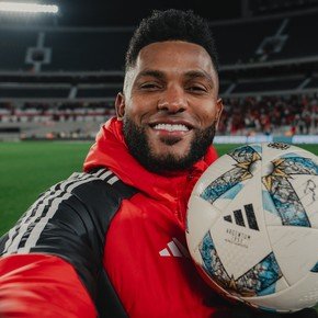 Los divertidos detalles del video que River le dedicó a Borja: "Con ritmo colombiano"