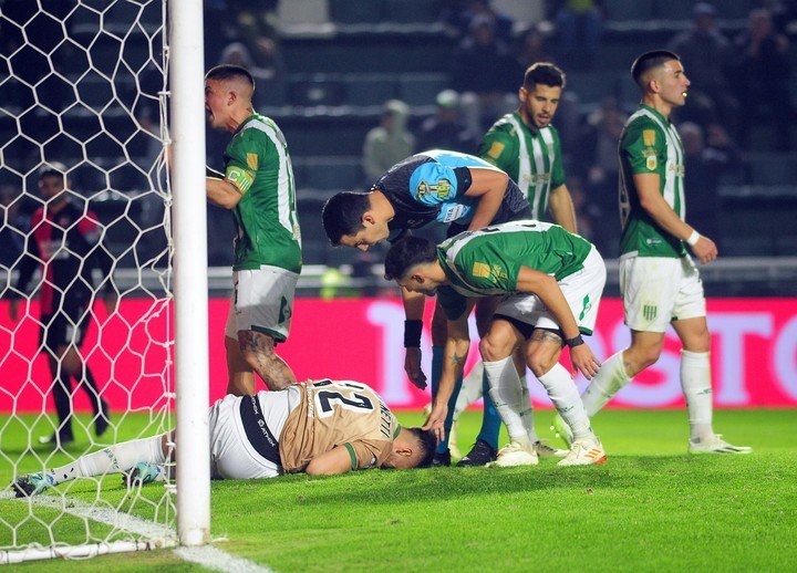 Facundo Sanguinetti fue la figura ante Newell's. (Fotobaires).