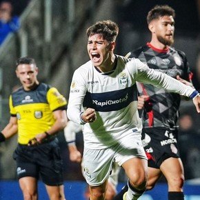 Gimnasia reaccionó y le gana a Barracas con un gol de penal