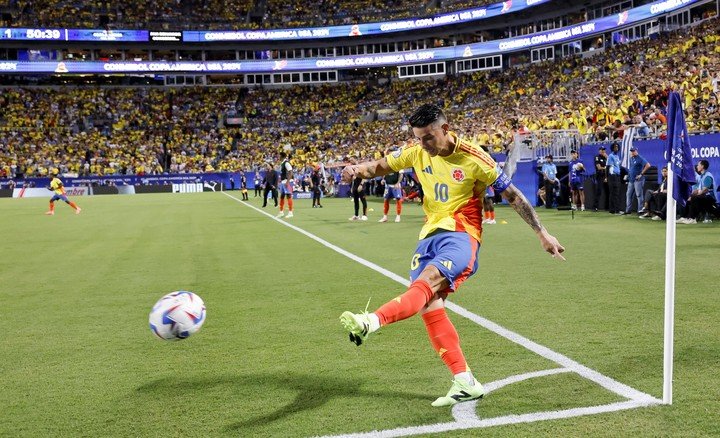 Charlotte (United States), 11/07/2024.- Colombia's James Rodriguez during the first half of the CONMEBOL Copa America 2024 semi-finals match between Uruguay and Colombia at Bank of America stadium in Charlotte, North Carolina, USA, 10 July 2024. EFE/EPA/ERIK S. LESSER