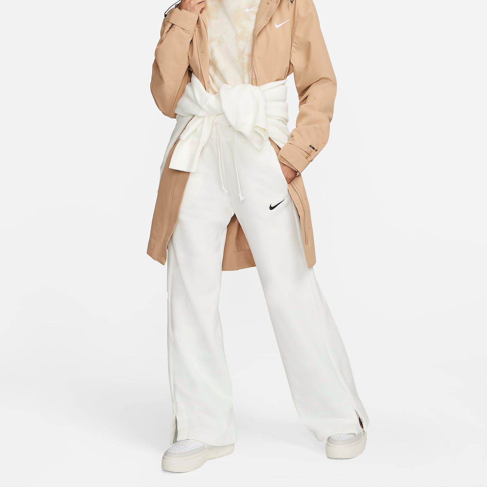 Nike Sportswear Phoenix Fleece
Jogger de talle alto y pierna ancha - Mujer