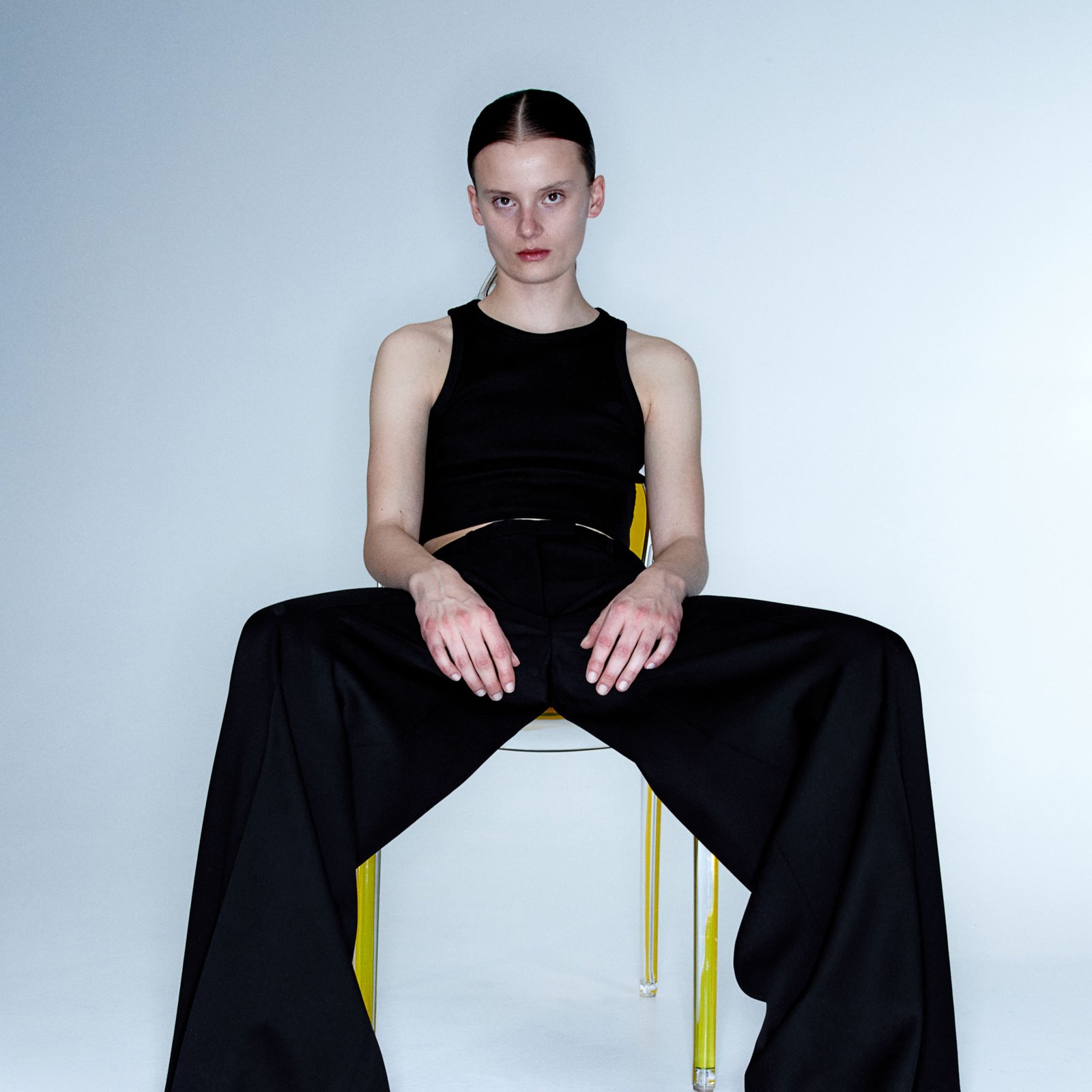 Camiseta cropped sin mangas