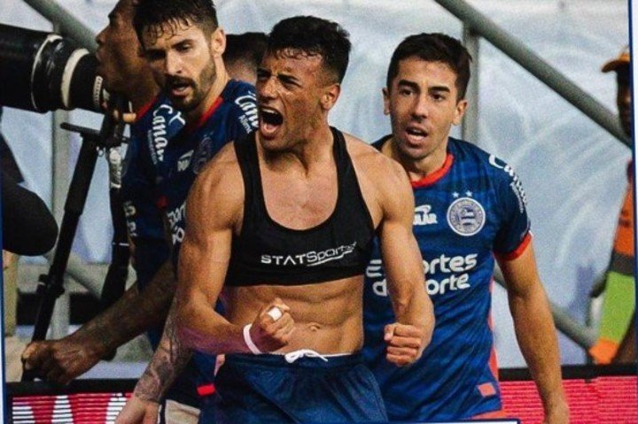 El festejo de Luciano Rodríguez para el Bahía. (Foto X: @ecbahia)