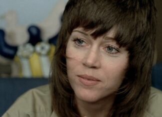 «Gran cineasta. Como hombre, lo siento pero no». Jane Fonda habla de su complicada relación con directores como Jean-Luc Godard o Robert Redford