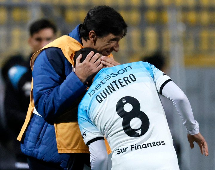 Costas y Juanfer, ¡cuestionados los dos! (FOTOBAIRES).