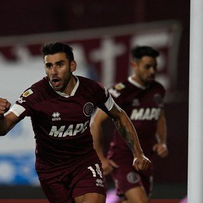 Lanús le ganó a Tigre con golazo de Bou y doblete de Salvio