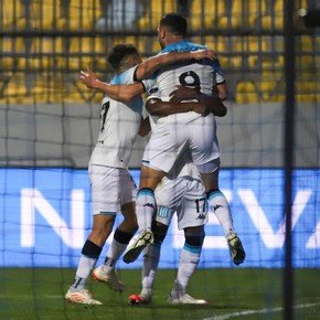 Racing derrotó 2-0 a Huachipato en Chile y sacó una buena ventaja en la ida de los octavos de la Sudamericana