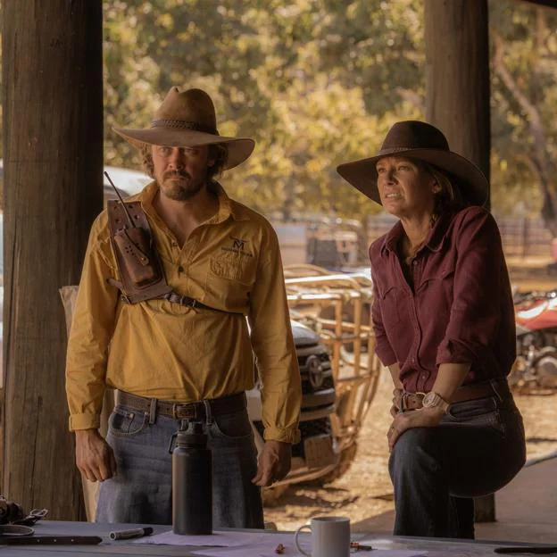 Michael Dorman y Anna Torv en una imagen del western australiano Terrotorial.