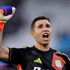 El Aston Villa del Dibu Martínez ganó en el arranque de la Premier League