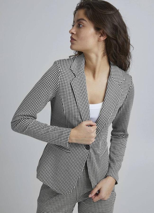 Blazer de pata de gallo entallada