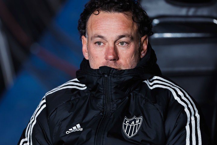 Gabriel Milito en Minerio. EFE
