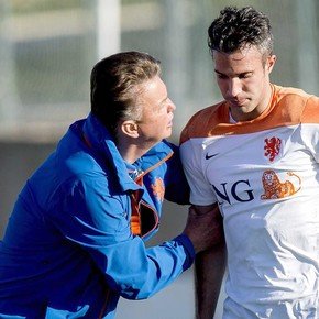 El día que Van Gaal le pegó a Van Persie