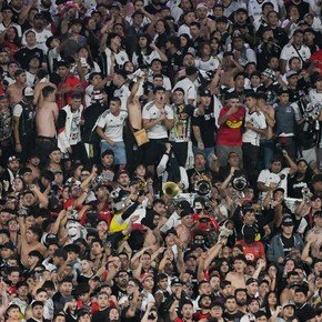 Prohibieron la presencia de hinchas de Colo Colo en los estadios de la Ciudad de Buenos Aires