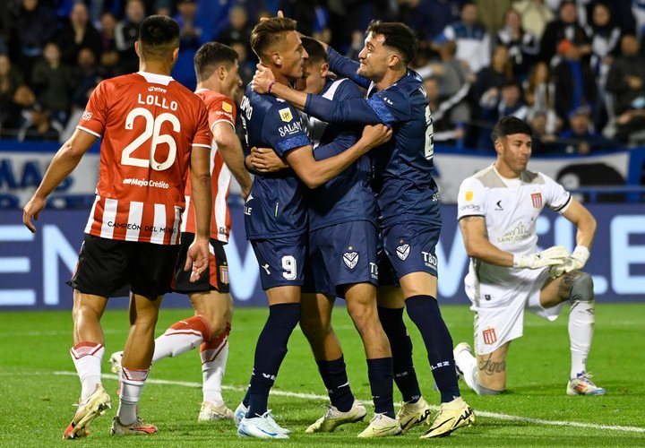 Vélez, una maquinita: bajó a Estudiantes y va por el Rojo en Copa Argentina (Fotobaires).