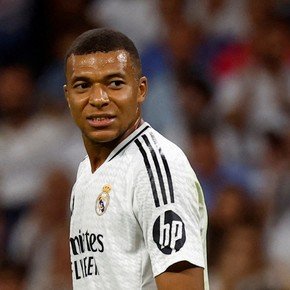 Un compañero de selección de Mbappé alerta: "No tiene vida"