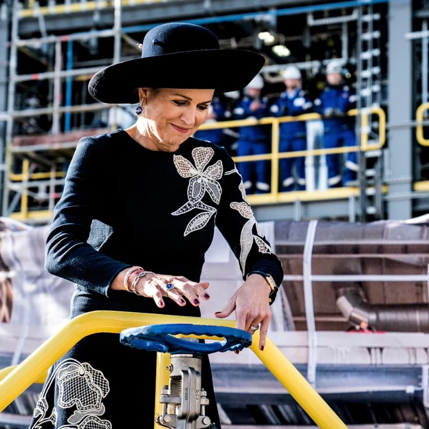 La reina Máxima durante la inauguración de la fábrica. 