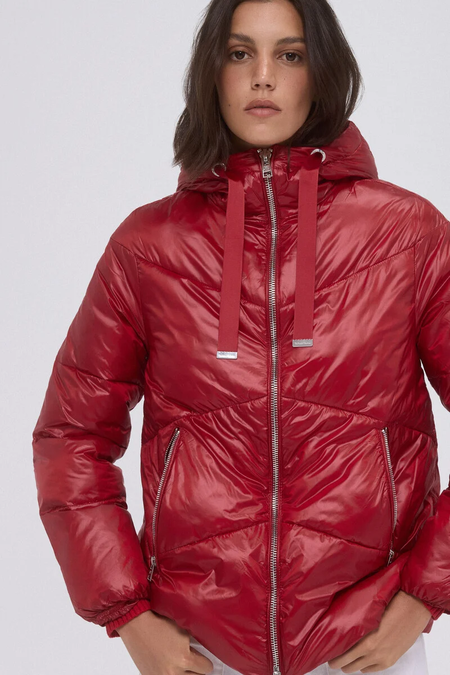 Parka Roja